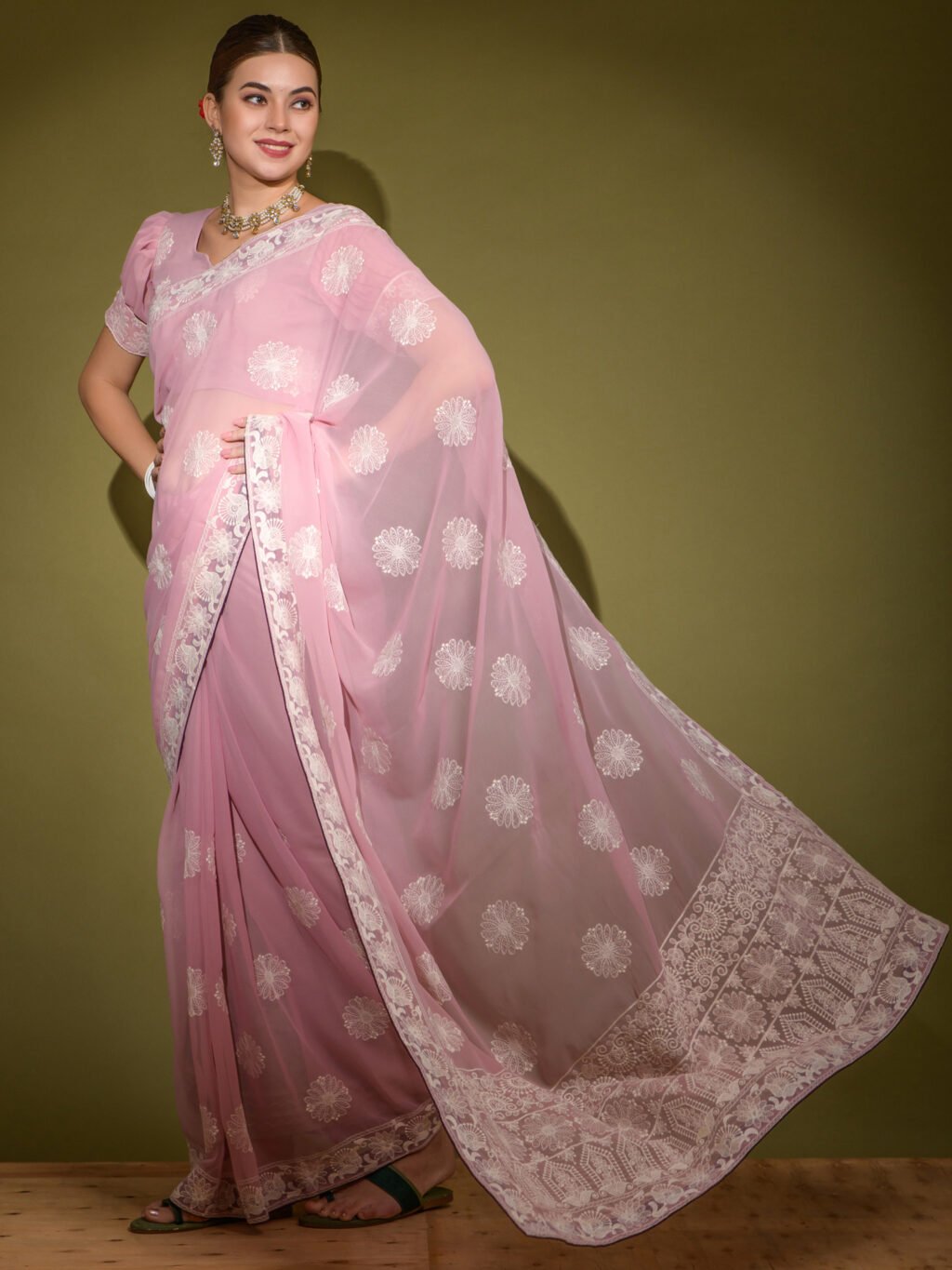 Light Lavender Georgette Saree - Image 3