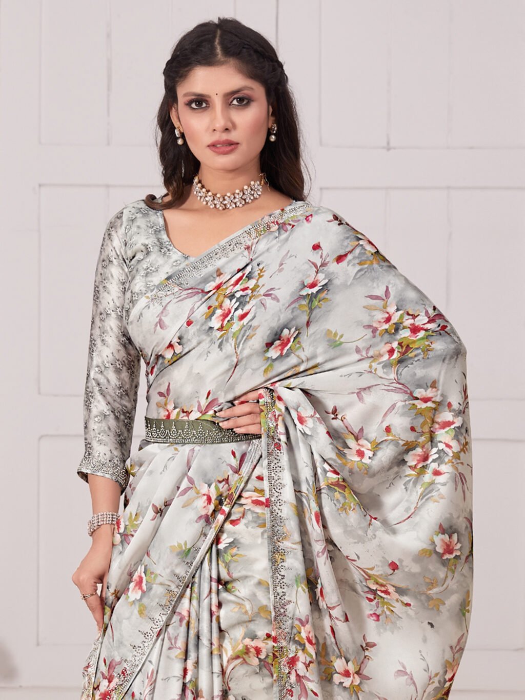 Metallic Silk Saree - Image 3
