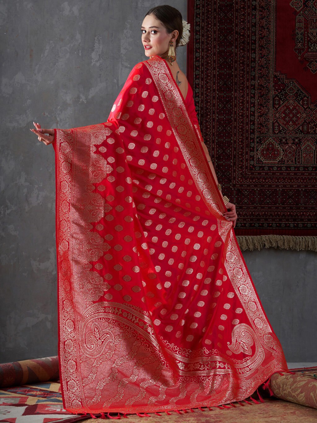Hot Red Kanjeevaram Silk Saree - Image 3