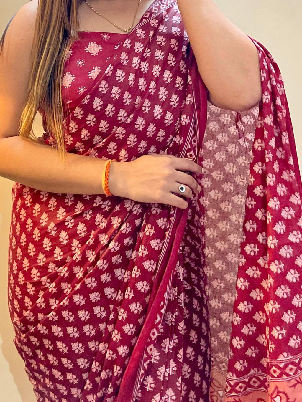 Magenta Pink Printed Branded Cotton Saree - Image 3