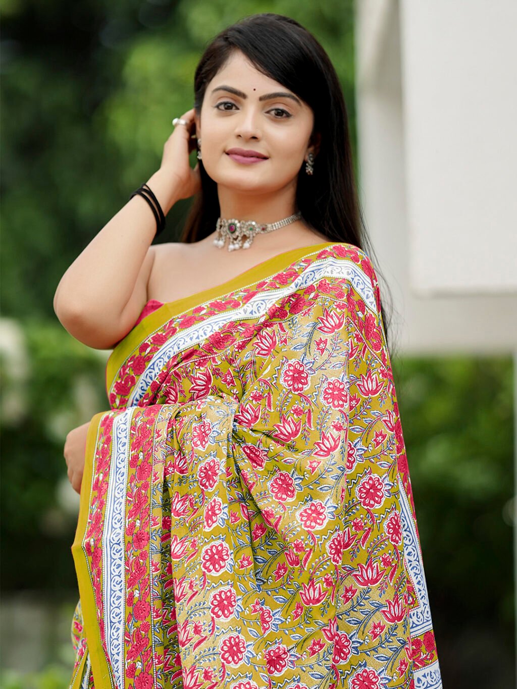 Olive Cotton Saree - Image 3