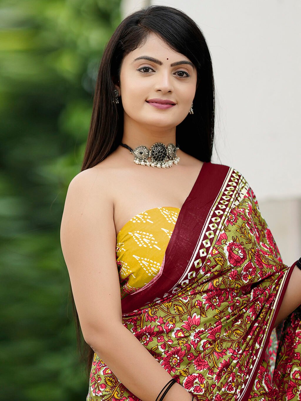 Olive Cotton Saree - Image 3