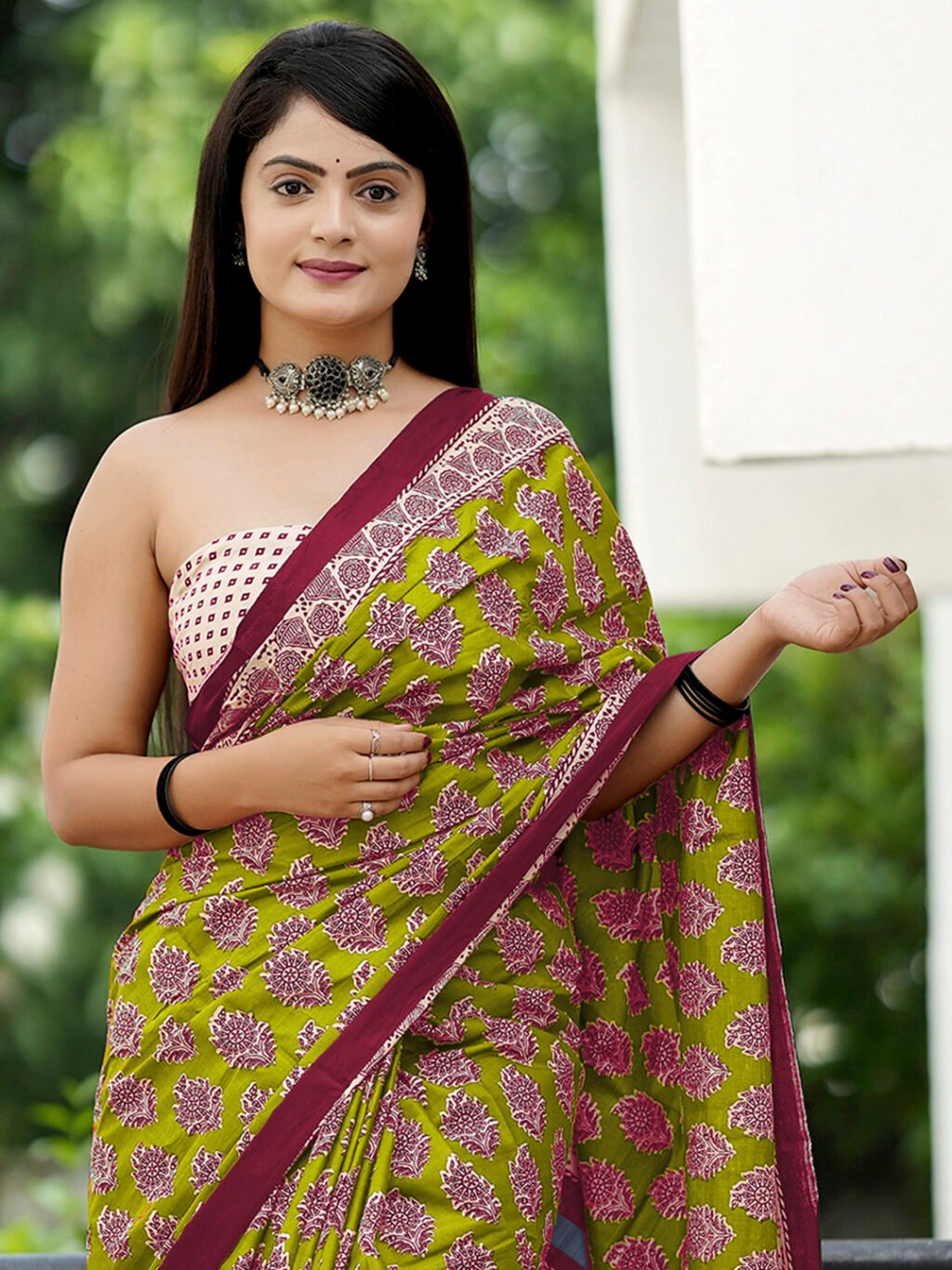 Olive Cotton Saree - Image 4