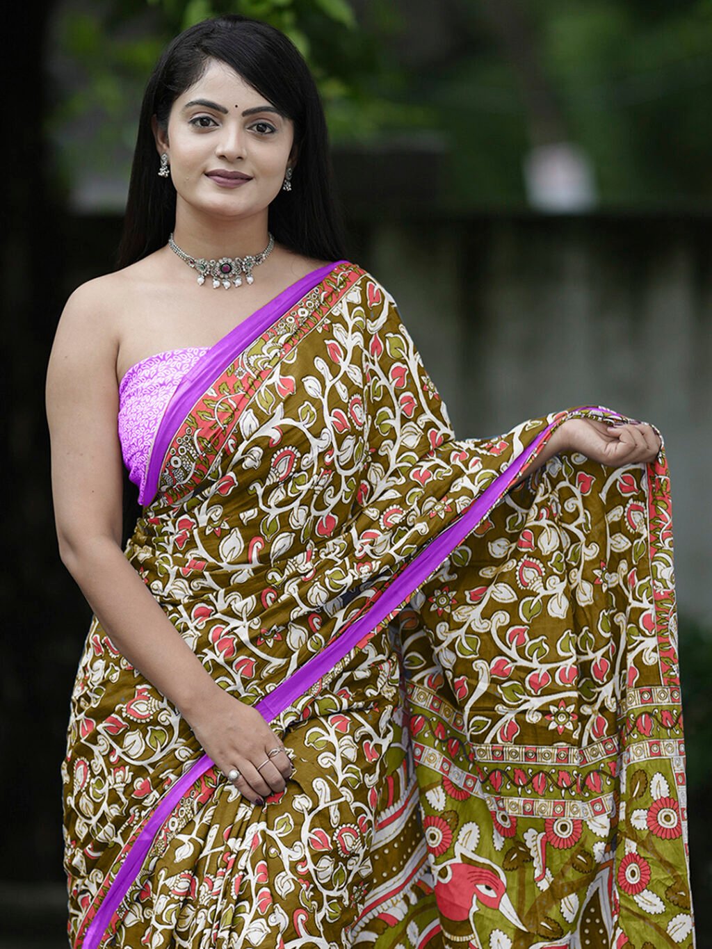 Olive Cotton Saree - Image 4