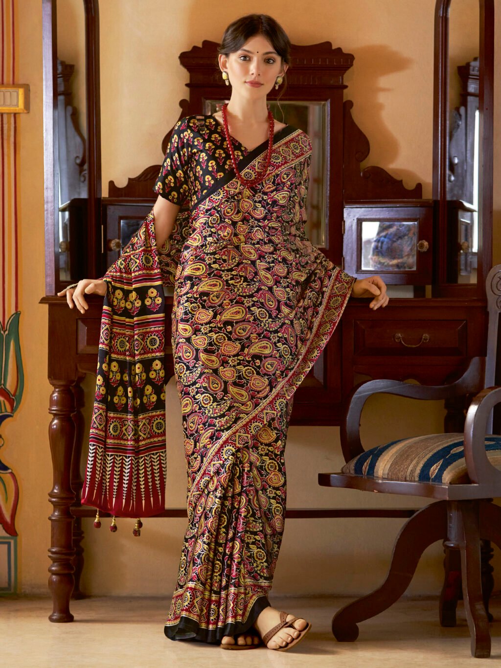 Image of Black Saree