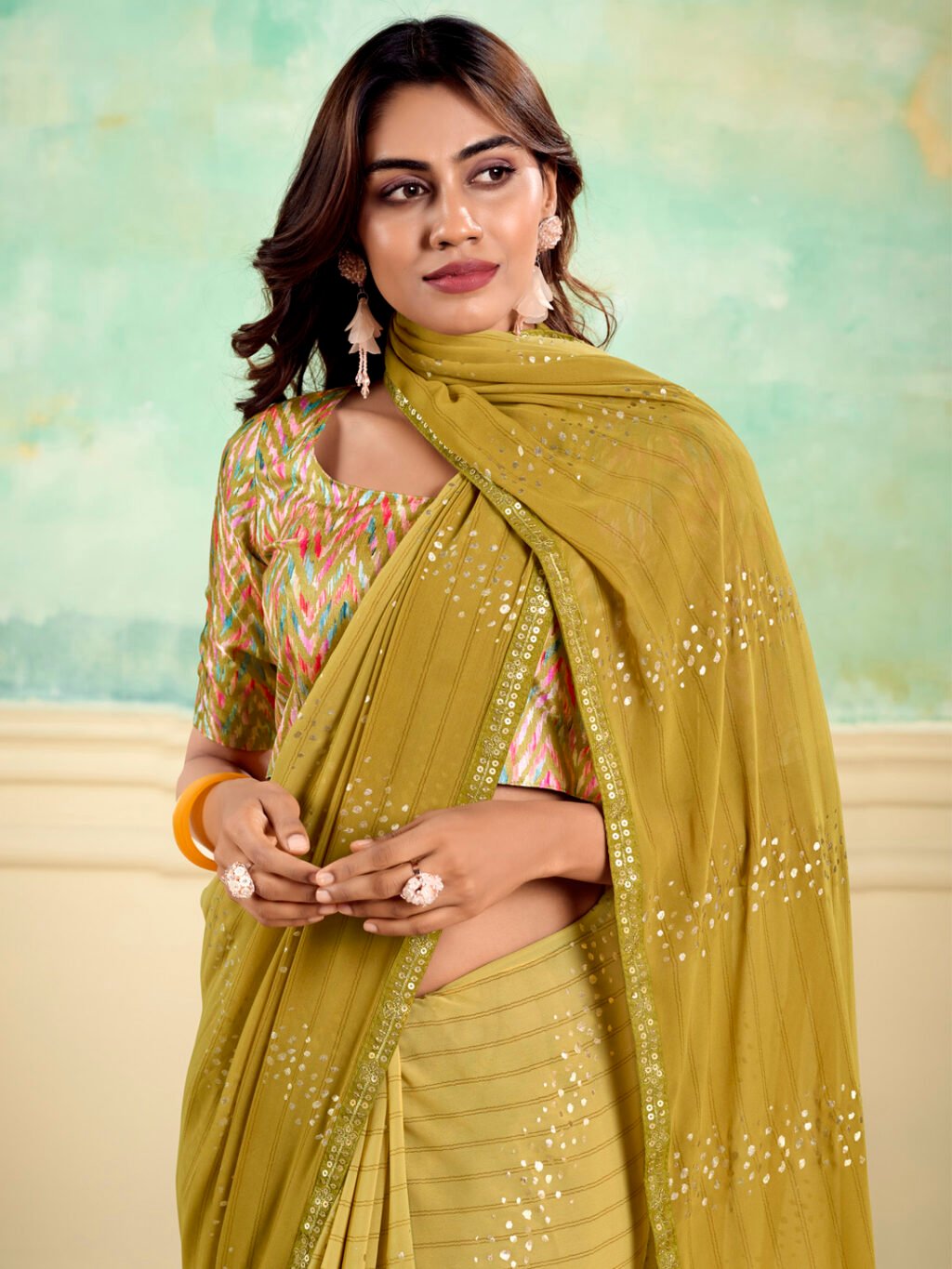 Olive Georgette Saree - Image 4