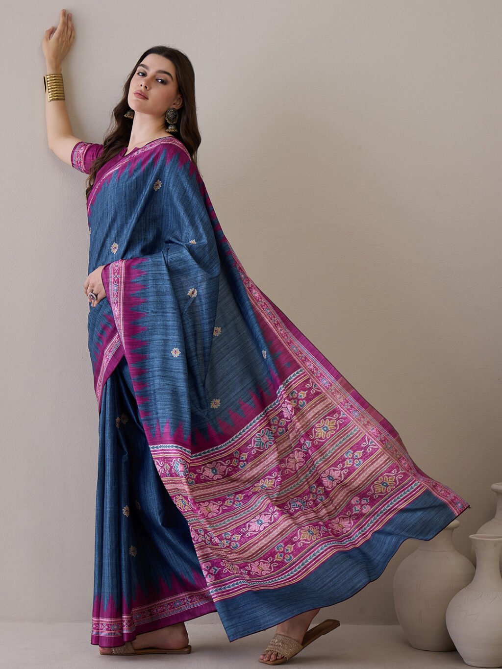 Grey Silk Saree - Image 3