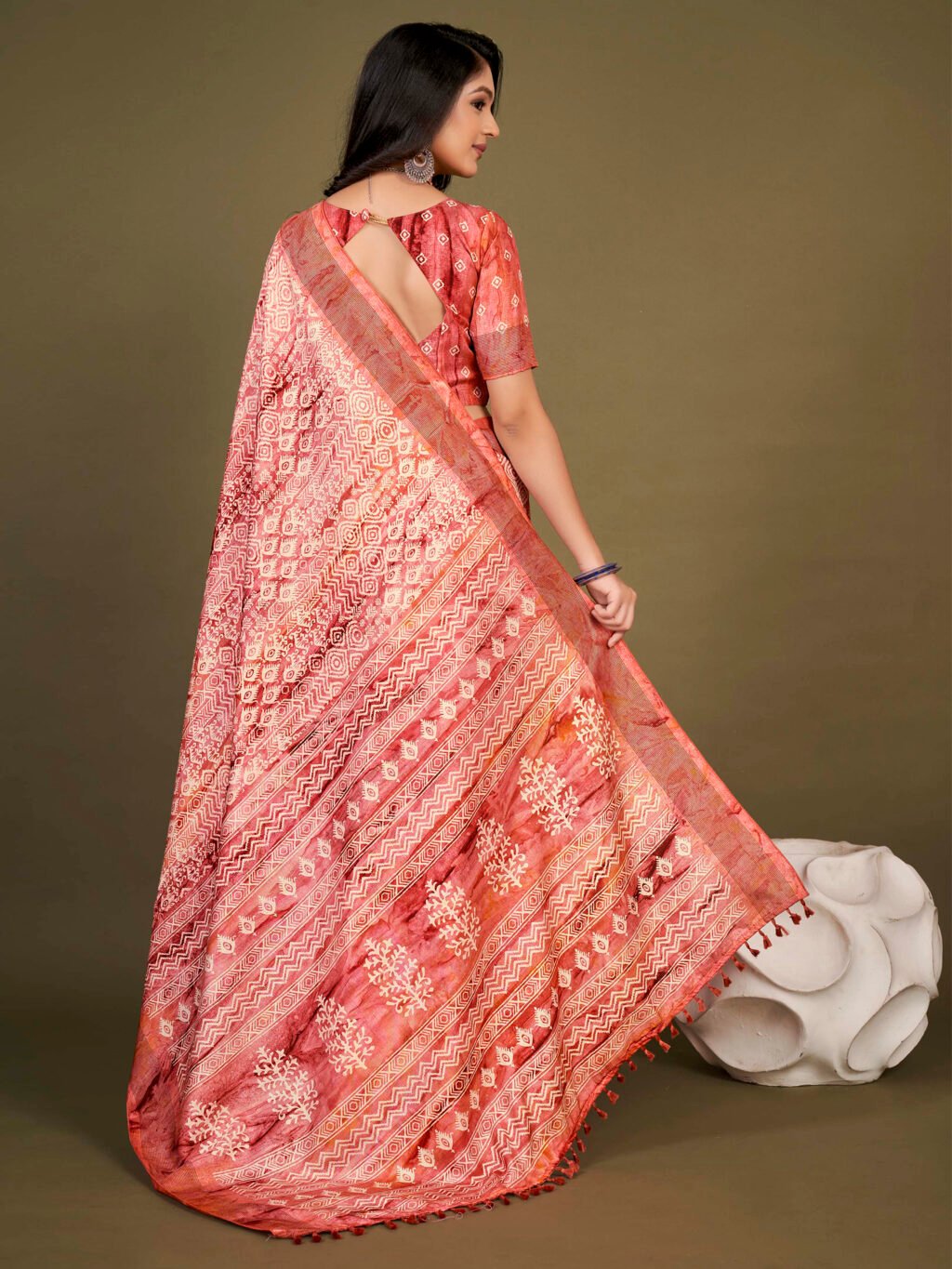 showcasing the beauty and craftsmanship of Traditional Saree.
