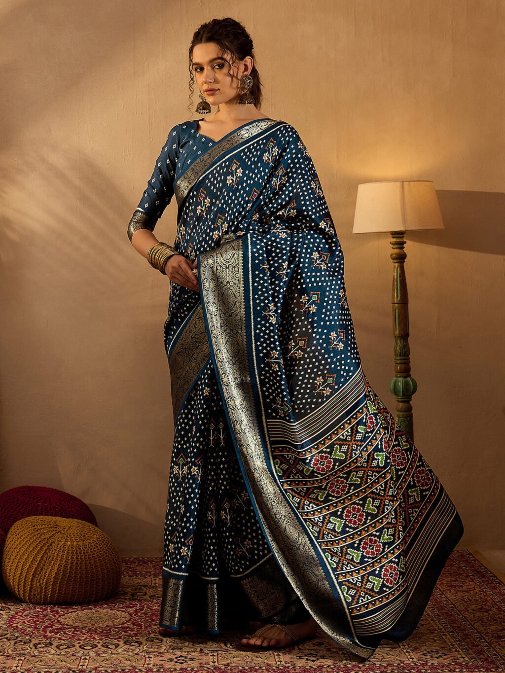 Teal Blue Silk Saree - Image 3