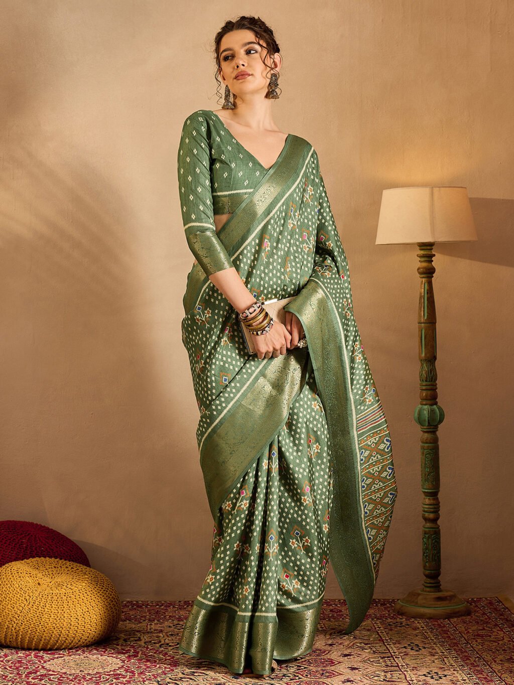 Sea Green Silk Saree - Image 4