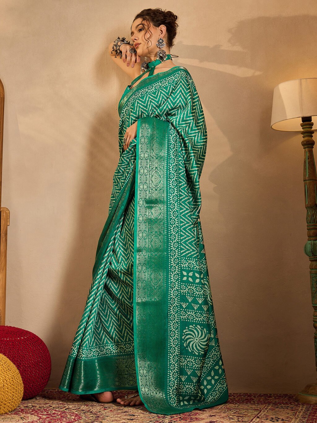 Sea Green Silk Saree - Image 4
