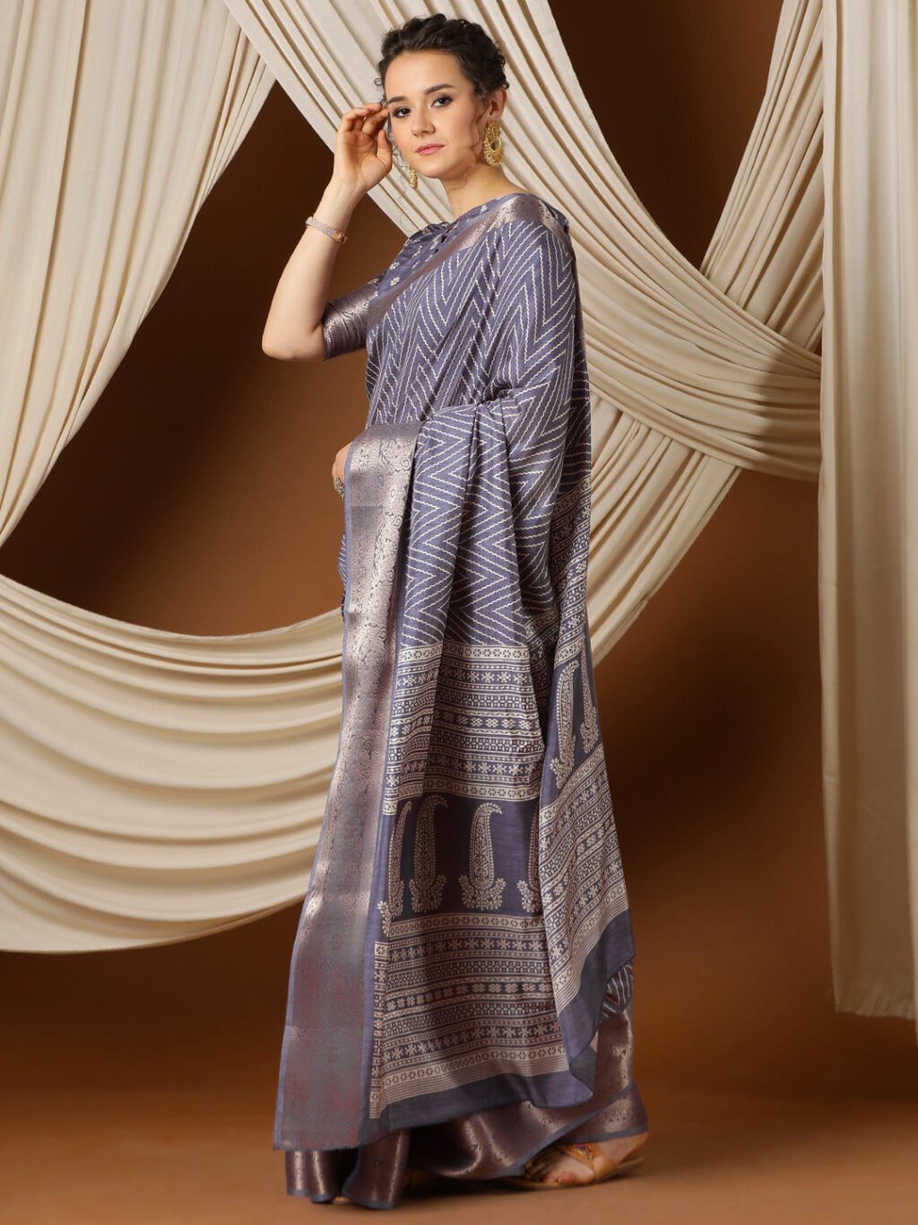 Lavendar Silk Saree - Image 3