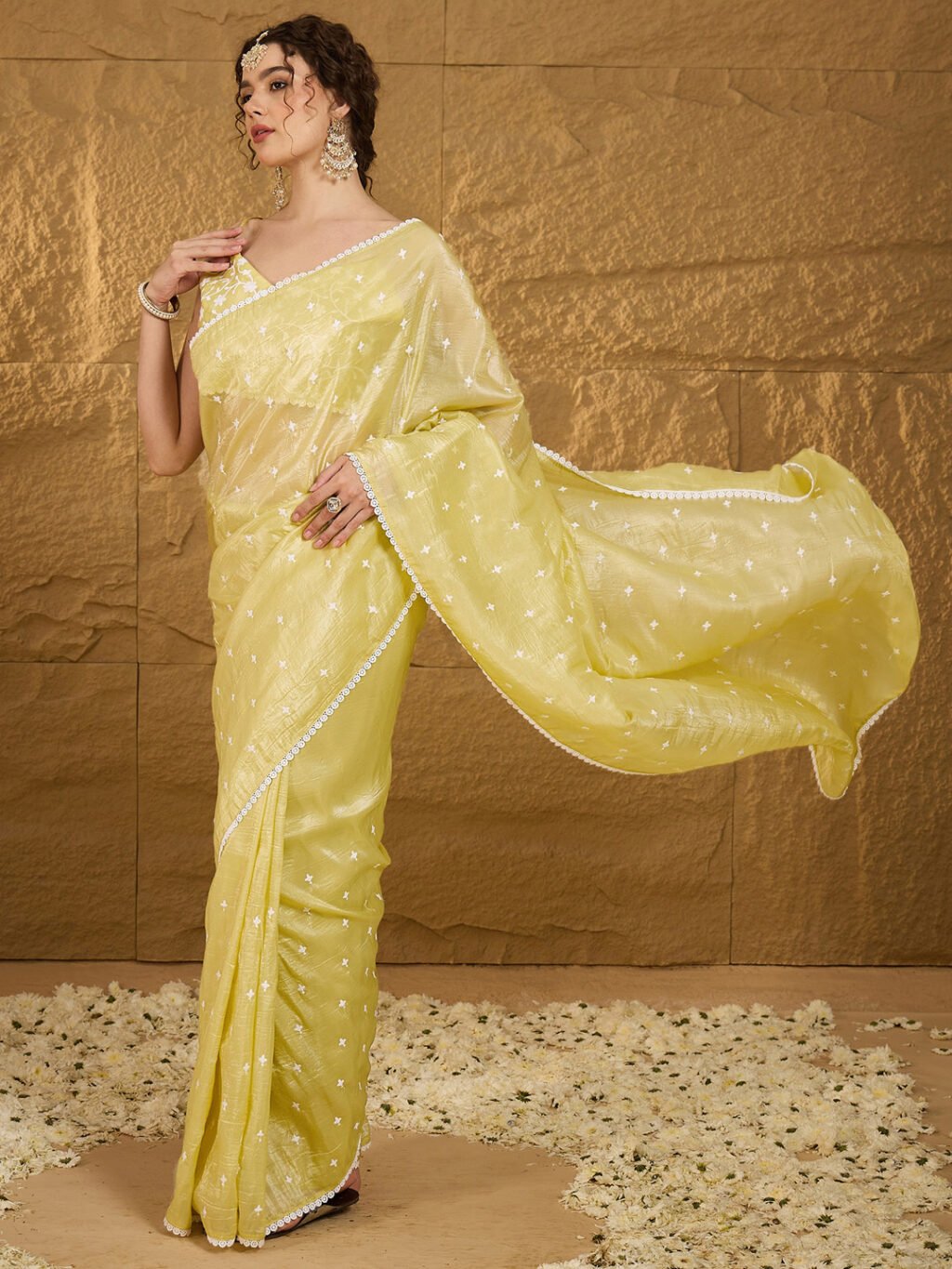 Yellow Chiffon Saree - Image 4