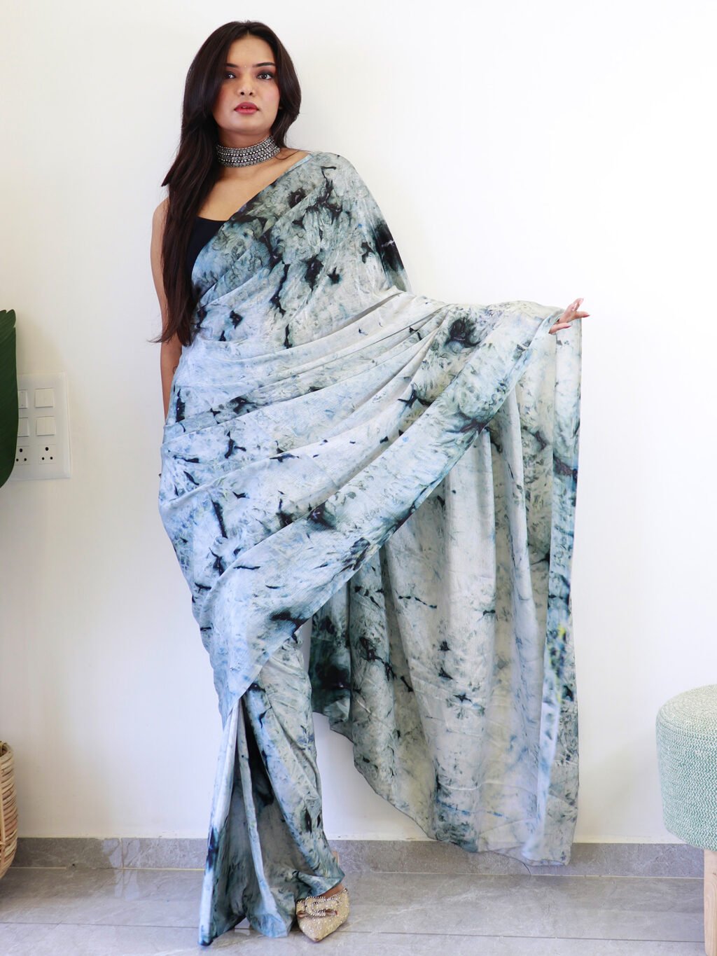 Image of Metallic Chiffon Saree