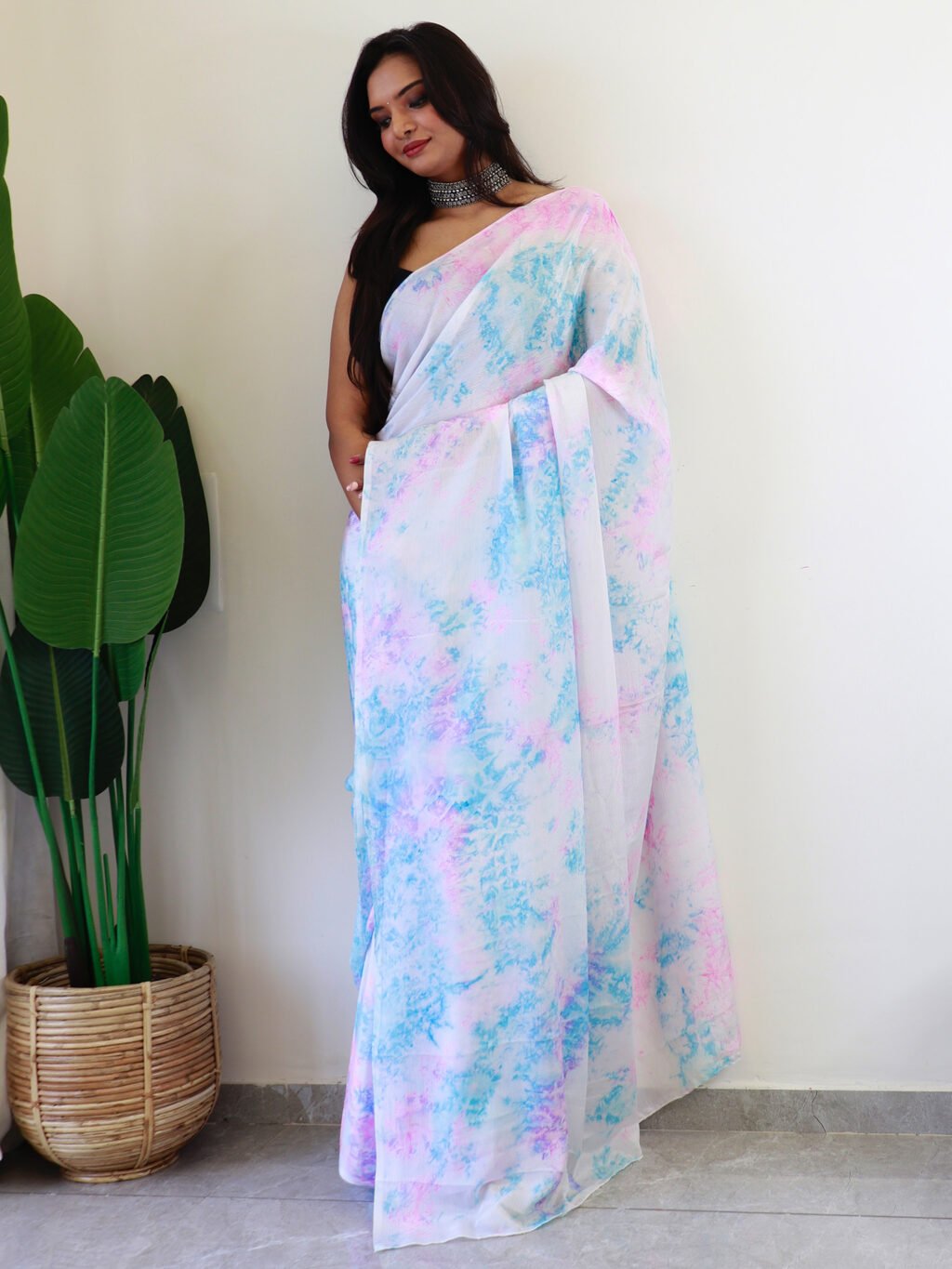 Multicolored Chiffon Saree - Image 3