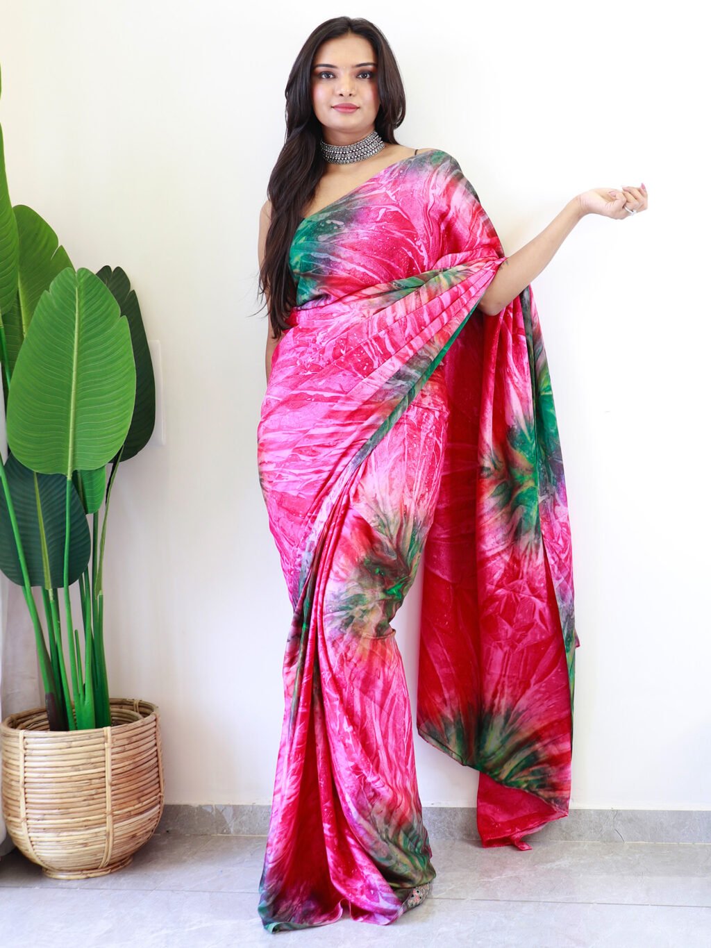 Pink Chiffon Saree - Image 3