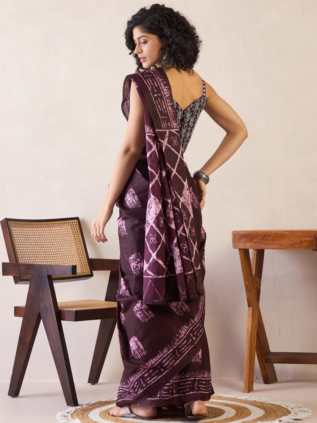 showcasing the beauty and craftsmanship of Traditional Saree.