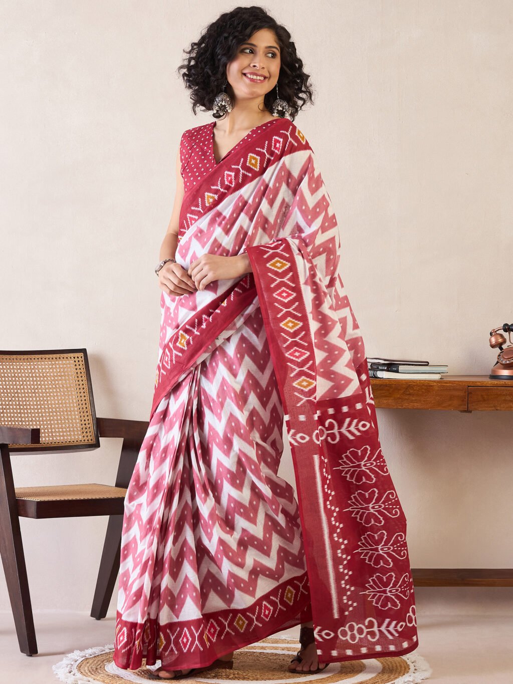 Maroon Cotton Saree - Image 3