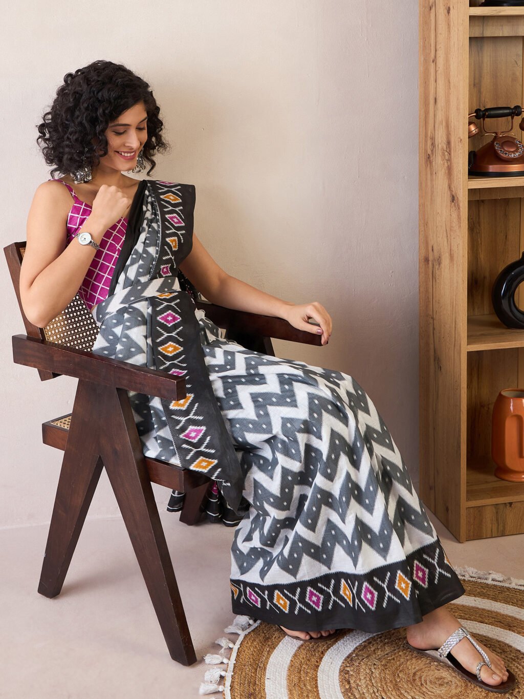 Charcoal Grey Cotton Saree - Image 4