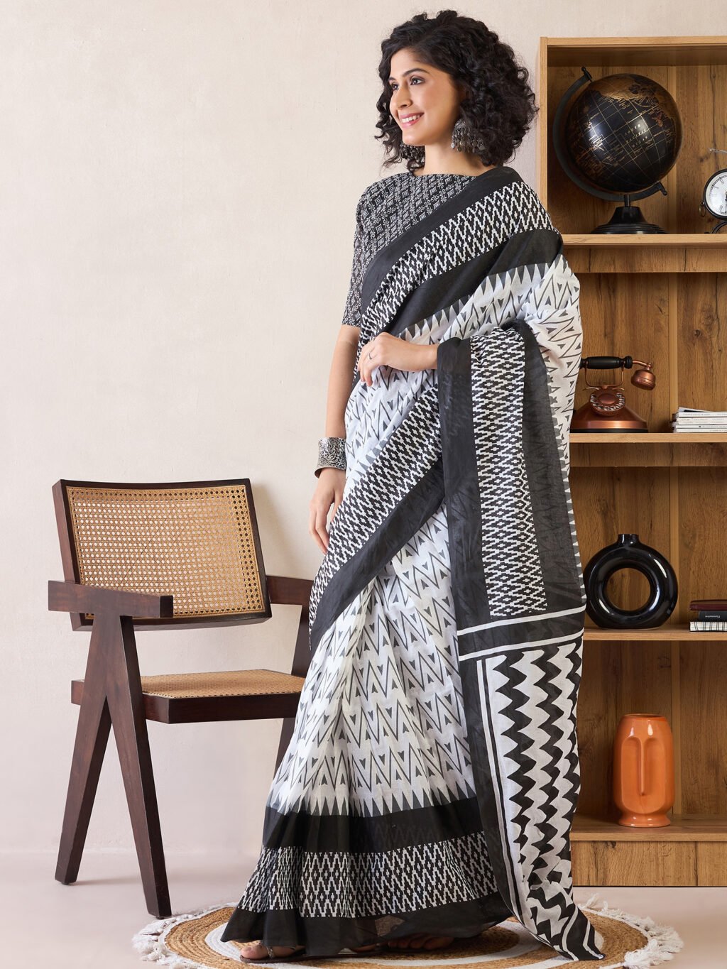 Get the best party wear saree