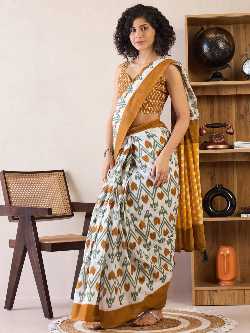 Get the best saree manufacturer