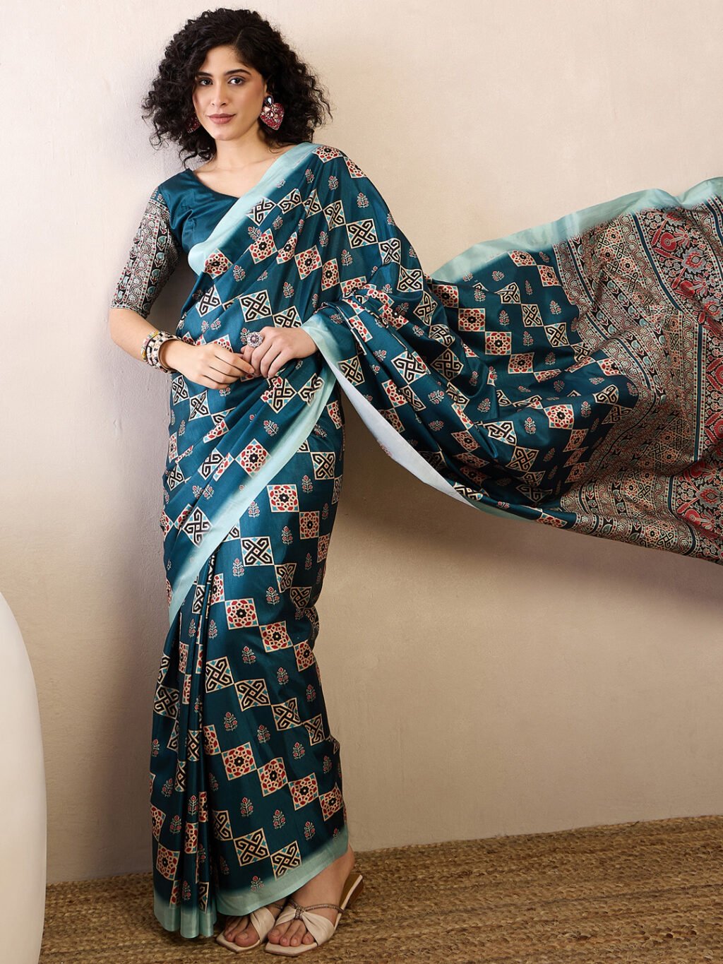Teal Blue Silk Saree - Image 4