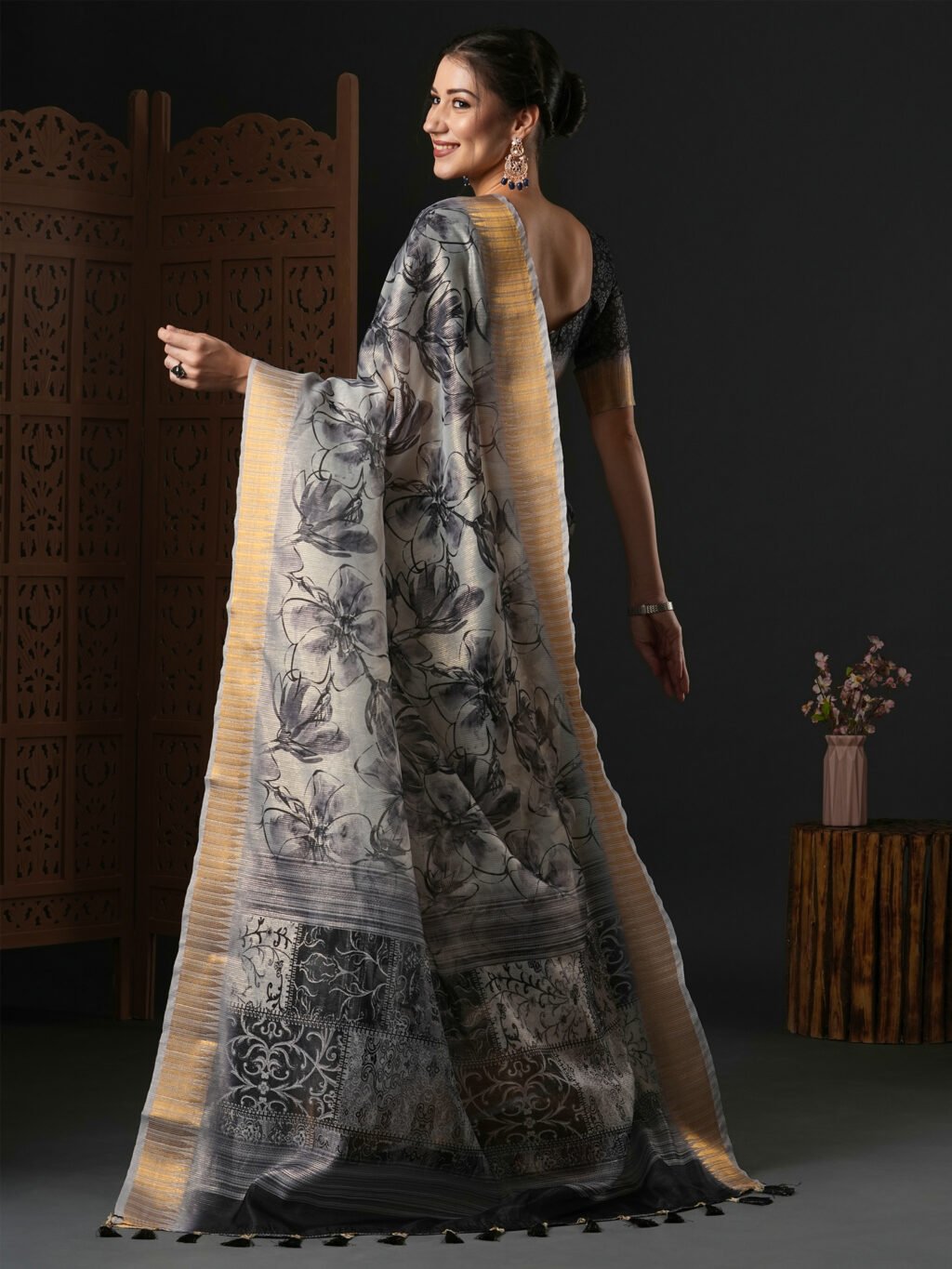 showcasing the beauty and craftsmanship of Party Wear Saree.