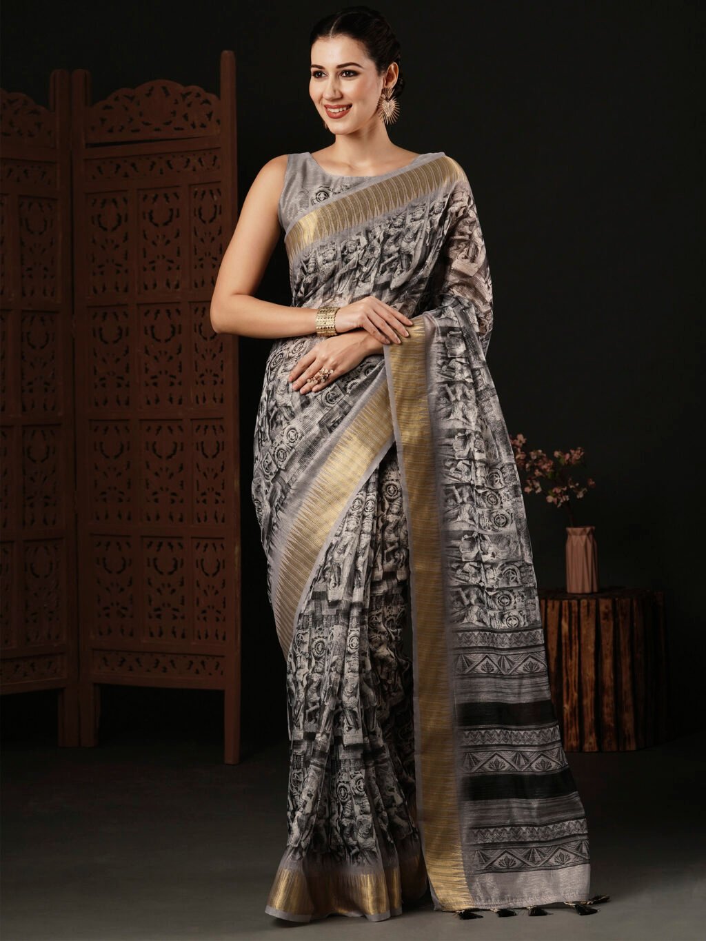 Image of Grey Saree