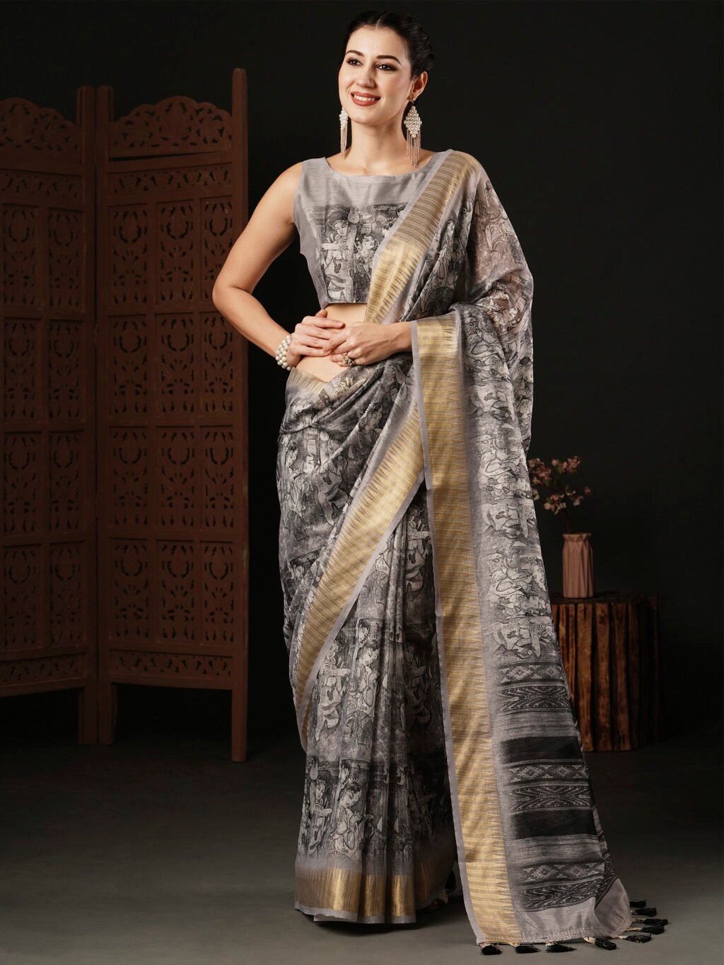 Image of Grey Saree
