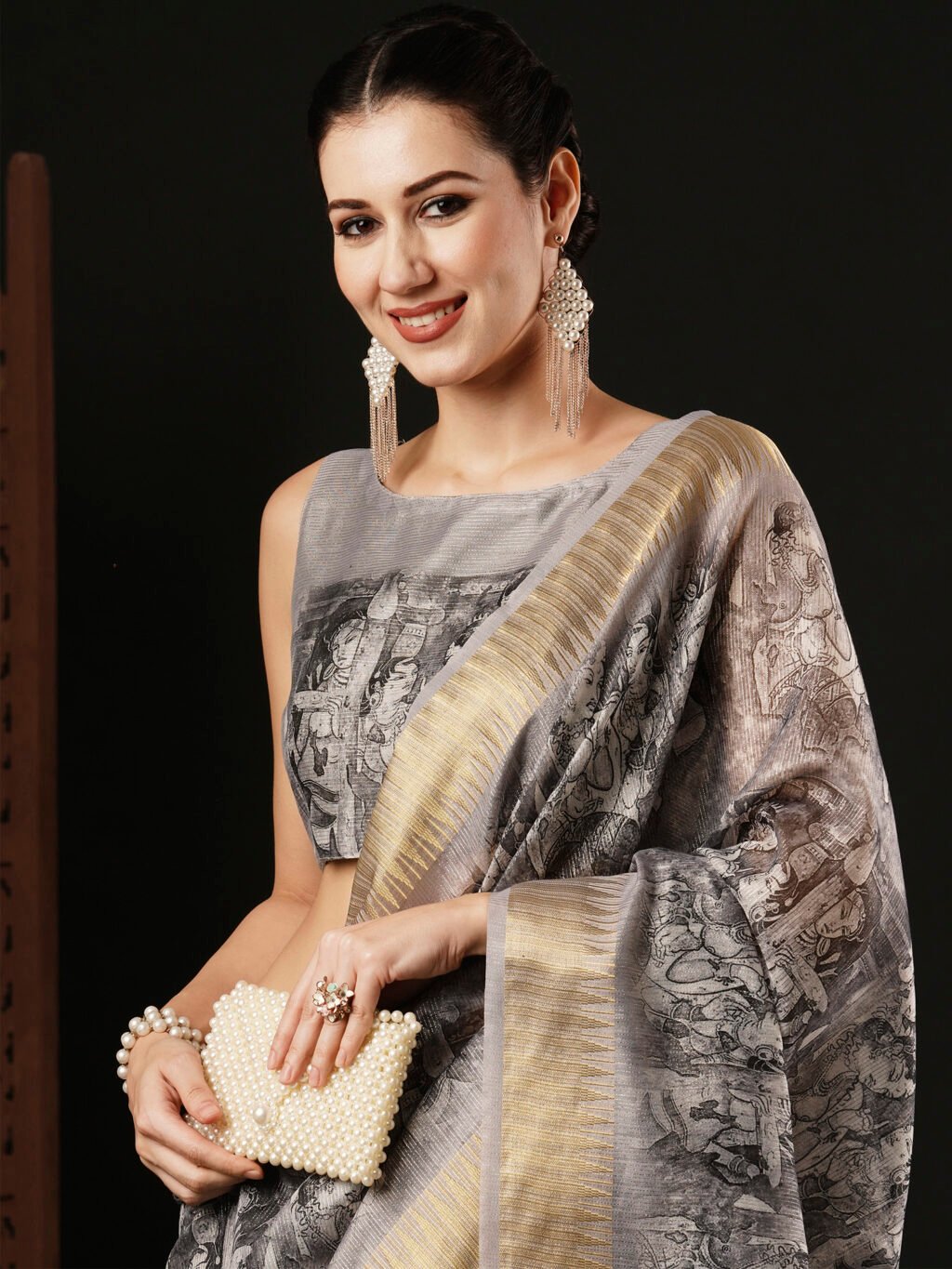 Grey Saree - Image 4