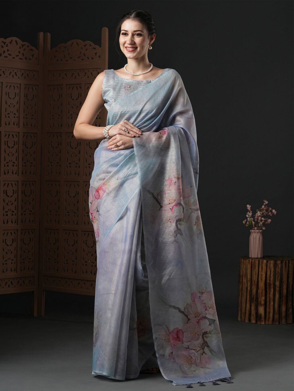 Image of Metallic Saree