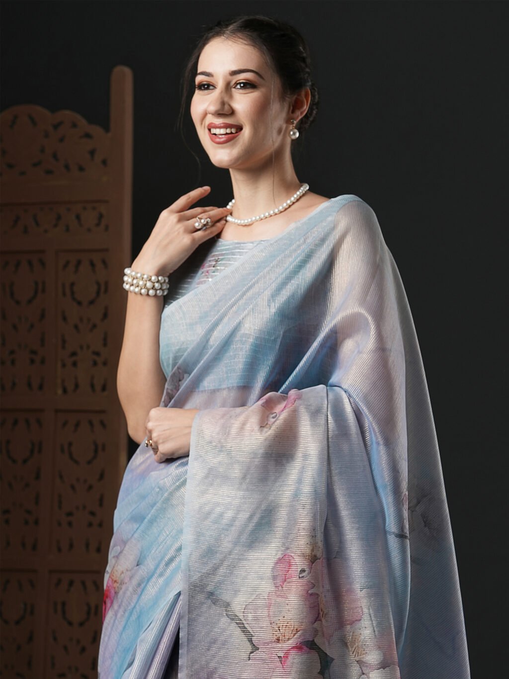Classic Grey Organza Silk Saree - Image 4
