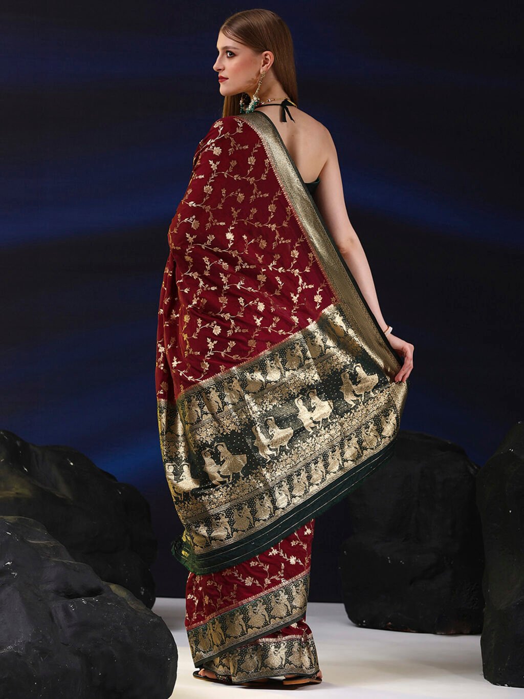 showcasing the beauty and craftsmanship of Traditional Saree.