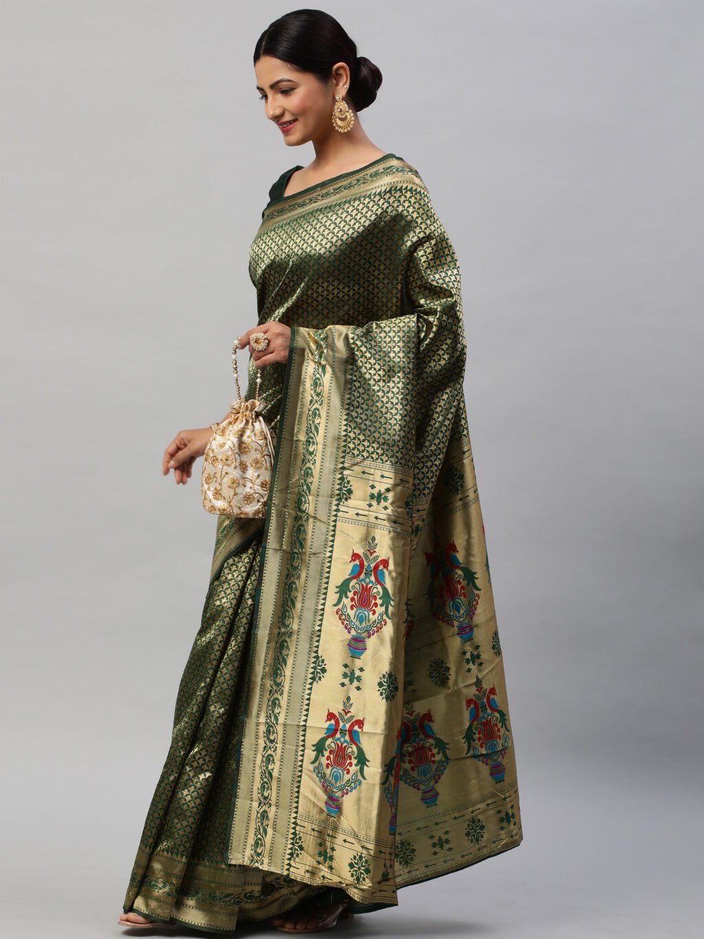 Get the best Saree shops near me