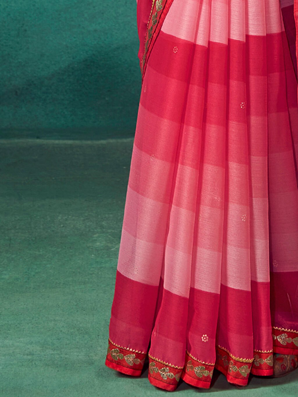 Pink Chiffon Saree - Image 4
