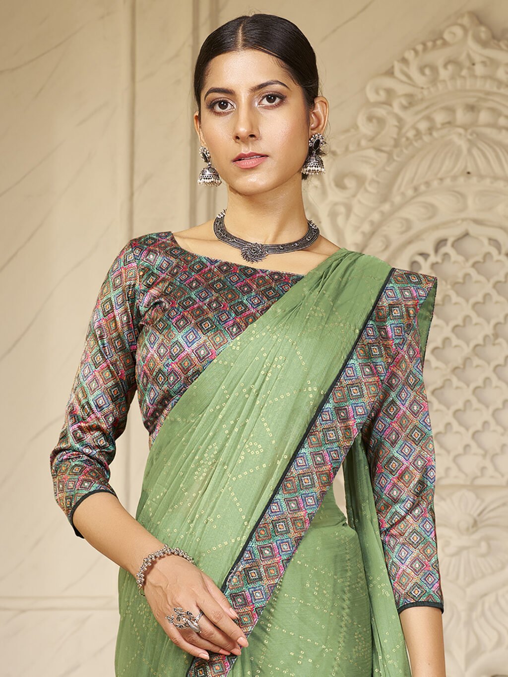 Light Green Chiffon Saree with Printed Blouse - Image 3