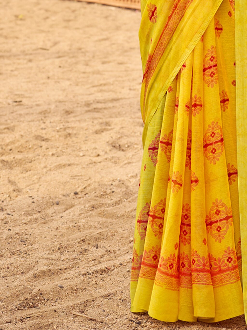 Yellow Chiffon Saree - Image 4