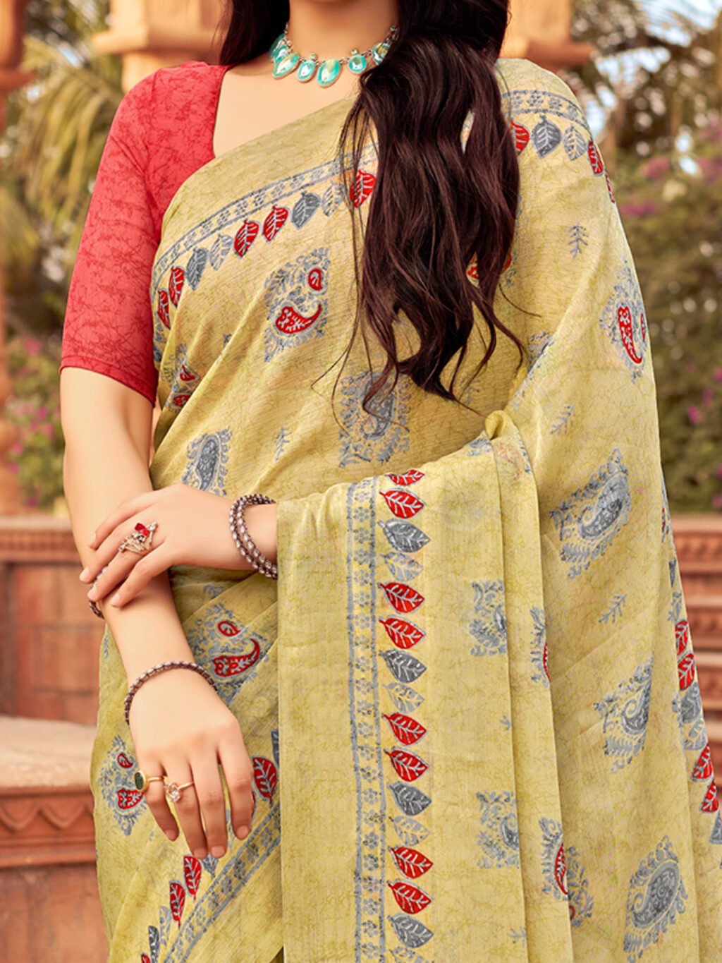 Yellow Chiffon Saree - Image 3