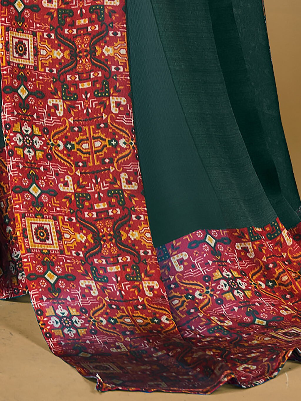 Reddish Green Chiffon Saree - Image 4