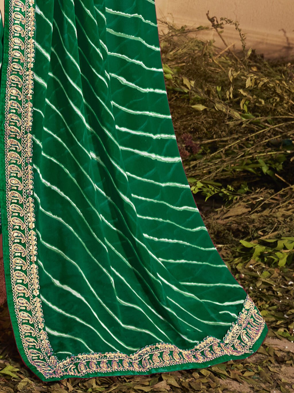Green Georgette Saree - Image 4