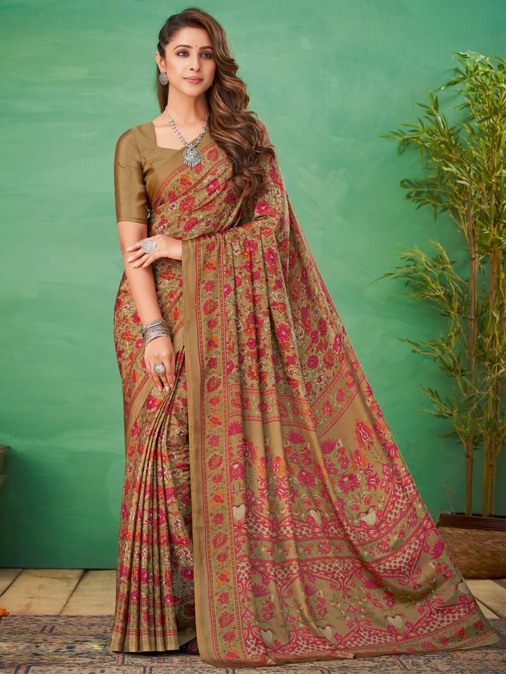 Image of Beige Saree