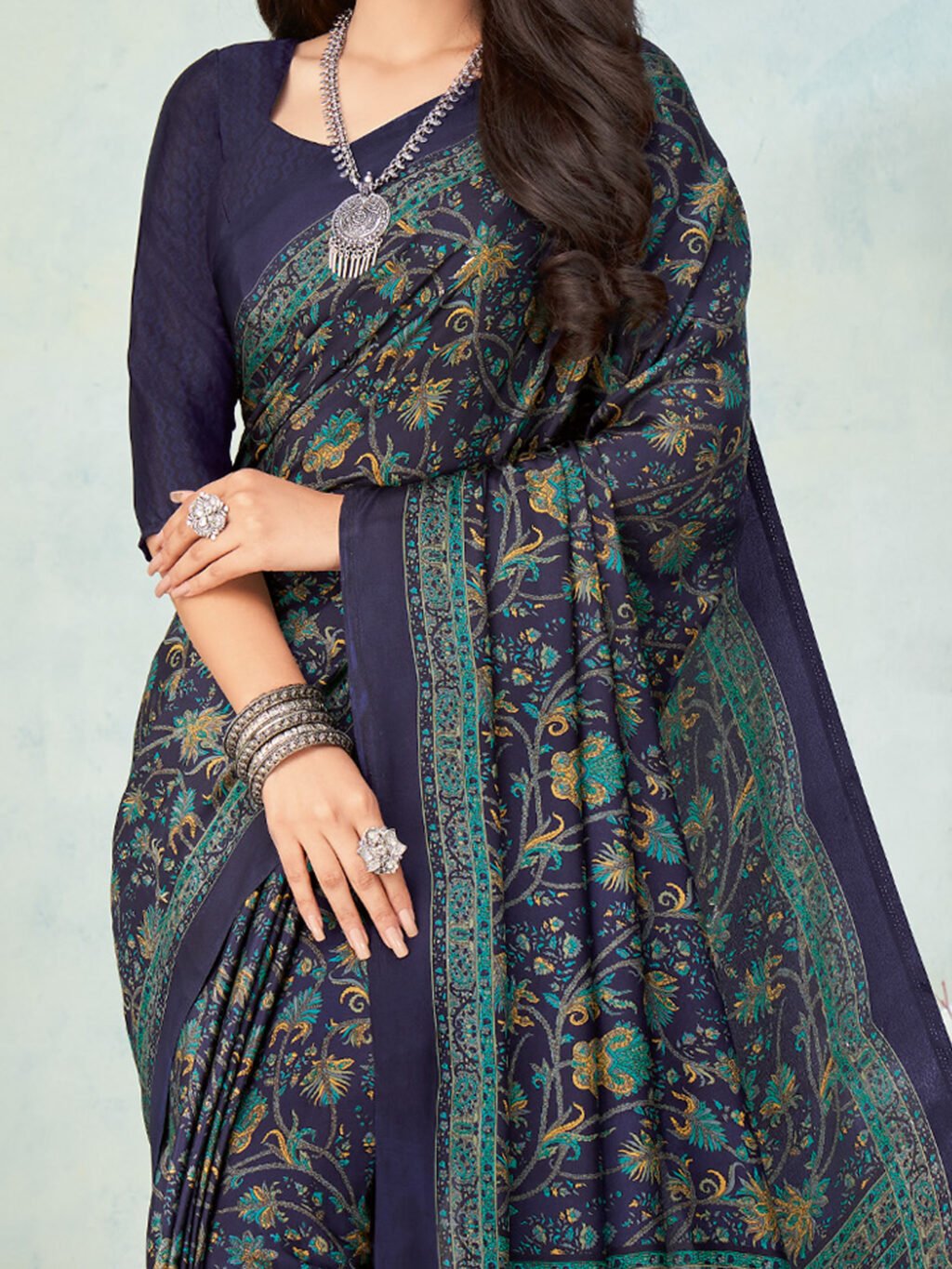 Navy Blue Saree - Image 3