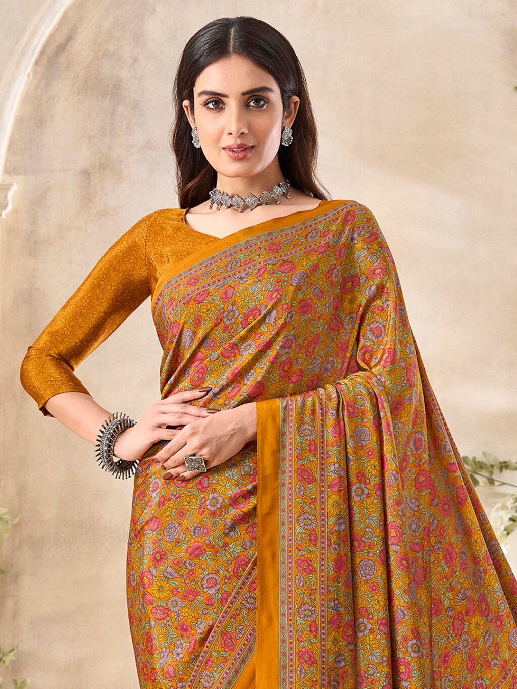 Mustard Saree - Image 3