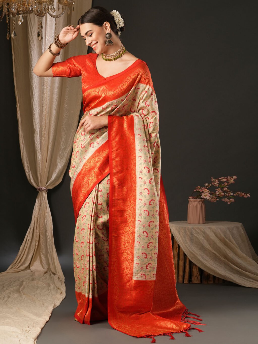Cream Silk Saree - Image 3
