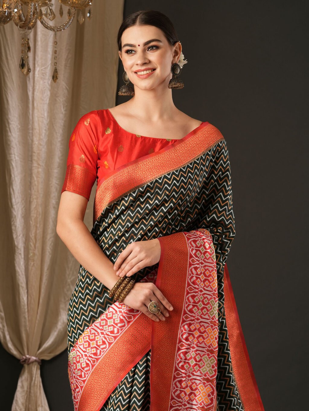 Dark Green Silk Saree - Image 4