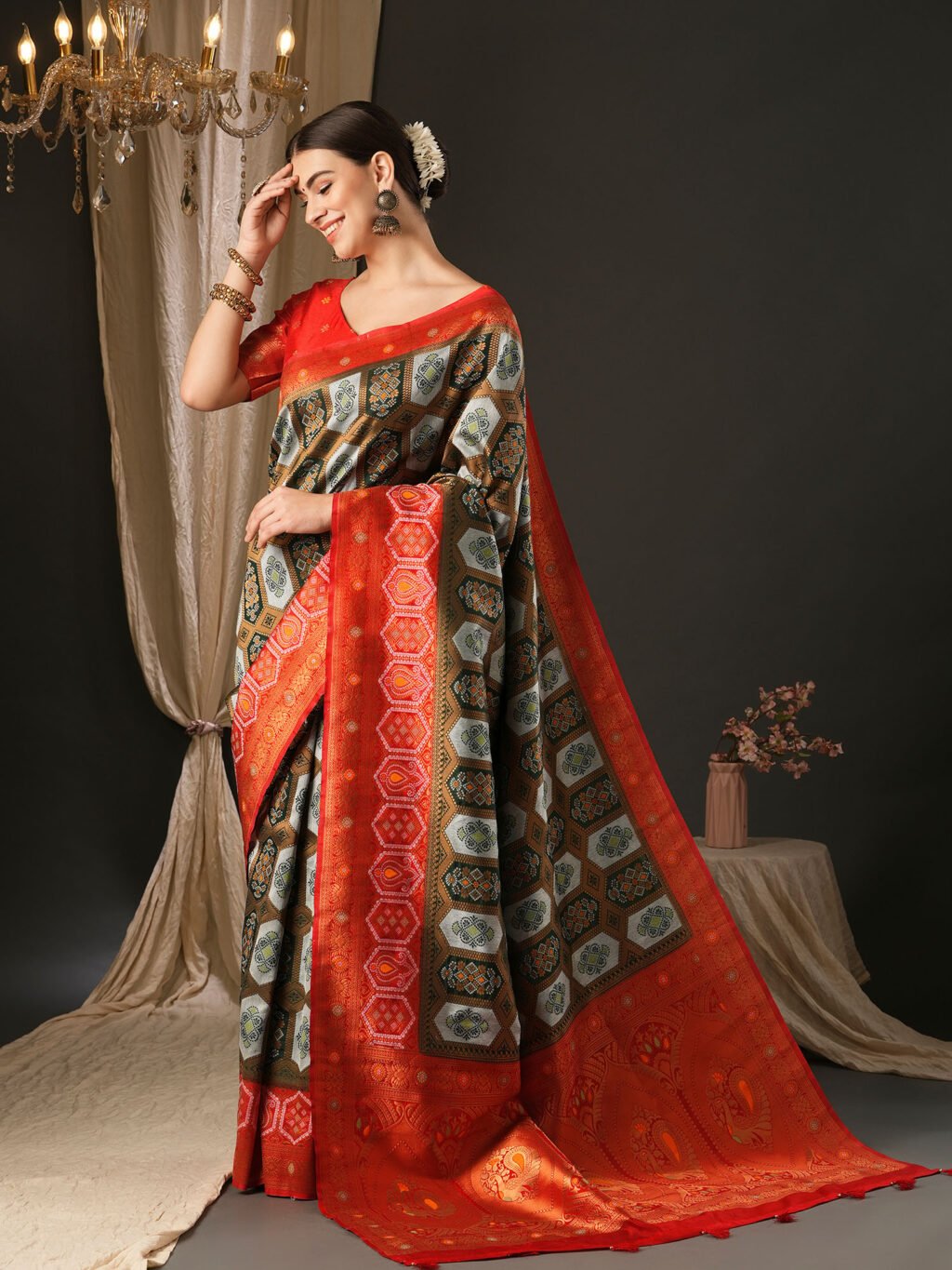 Green Silk Saree - Image 3