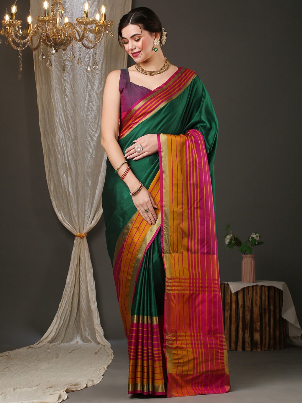 Green Taant Aura Silk Woven Saree - Image 3