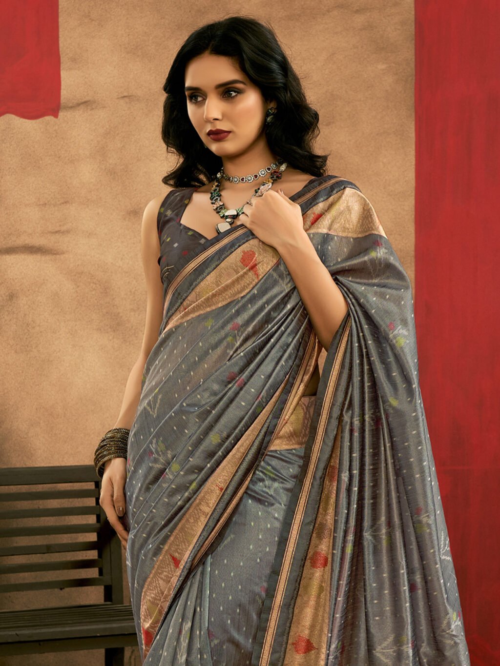 Grey Sungudi Tussar Silk Woven Saree - Image 3