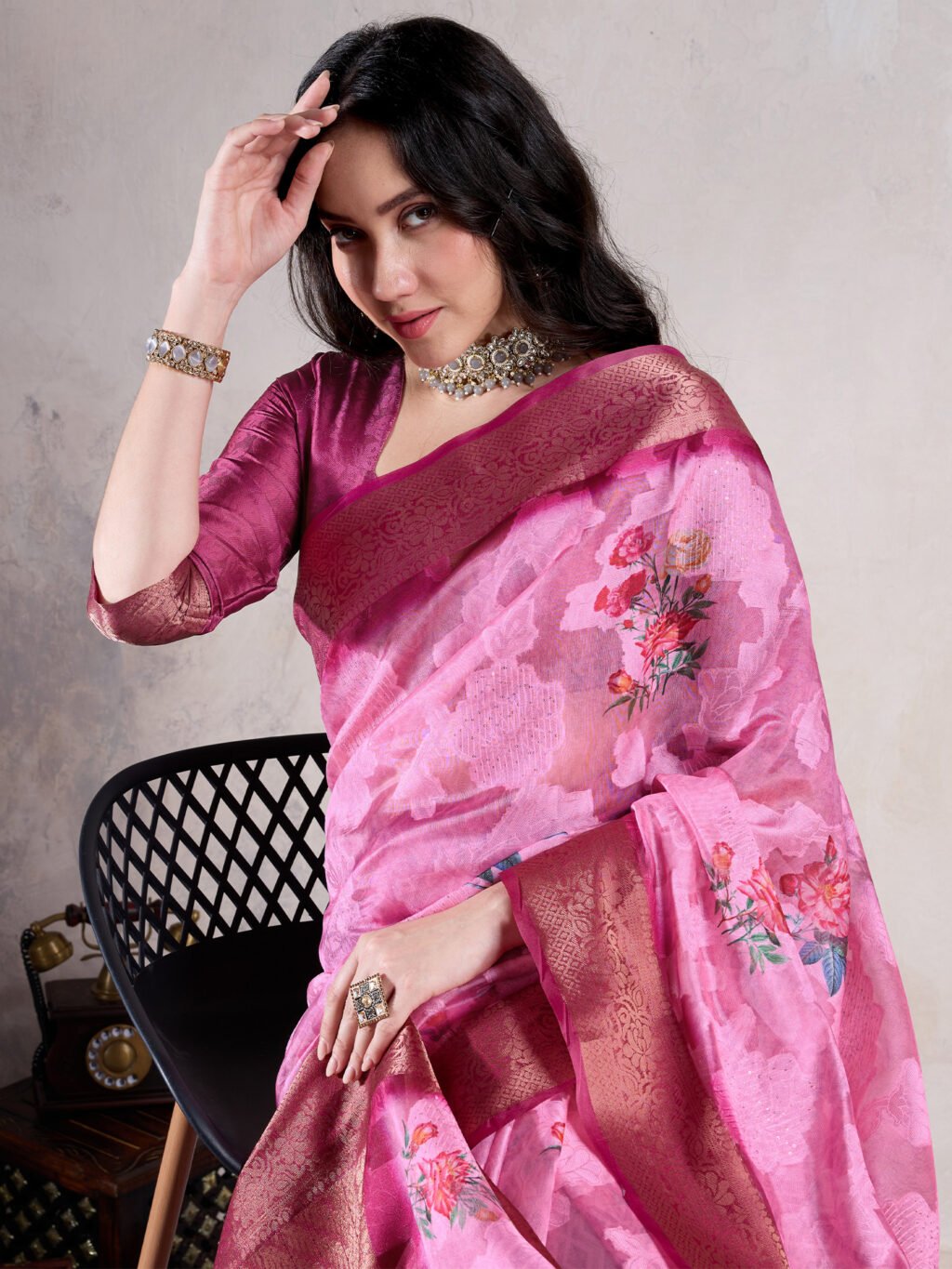 Pink Pink Sungudi Organza Woven Saree
