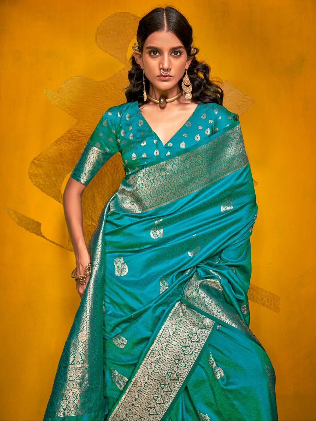 Blue Light Banarasi Silk Blend Woven Saree